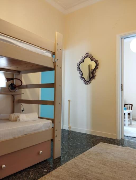 Vicky'S Central Apartment Corinth Экстерьер фото