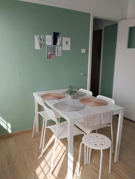 Vicky'S Central Apartment Corinth Экстерьер фото