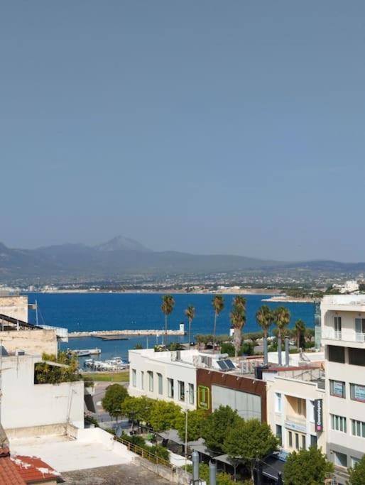 Vicky'S Central Apartment Corinth Экстерьер фото